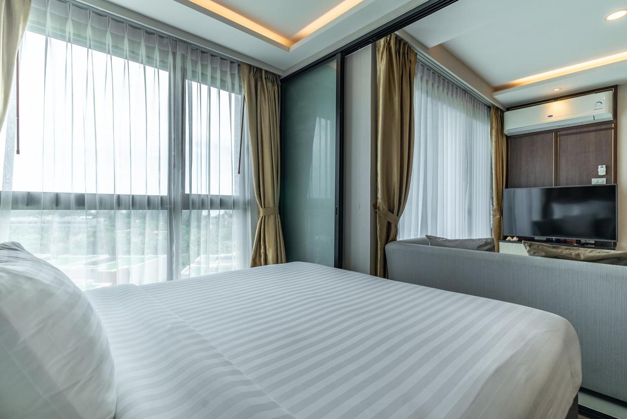 Panora Condo By Villacarte Surin Beach  Exterior photo